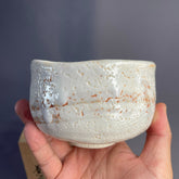 Japanese Shino Matcha Bowl – Tōguchi Form by Rikisaku, Yōshin Kiln