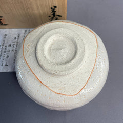 Japanese Shino Matcha Bowl – Tōguchi Form by Rikisaku, Yōshin Kiln